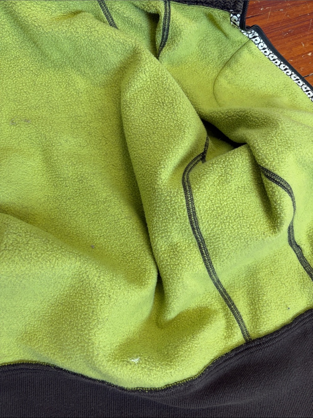 Lululemon Brown Zip-Up Hooded Jacket with Yellow Logo Size 8 Medium - Picture 5 of 6